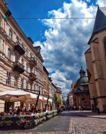 Apartments Galitskaya Street Lviv Exteriör bild